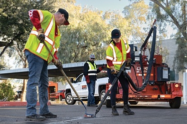 Выбор плавильного котла заливщика - важный этап процесса герметизации трещин 
